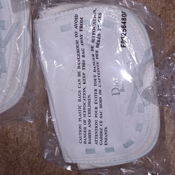 Brand new pack of 6 make up pouch - Picture 3 of 5